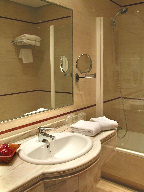 Hotel Manolo Mayo Los Palacios Y Villafranca Pokój zdjęcie