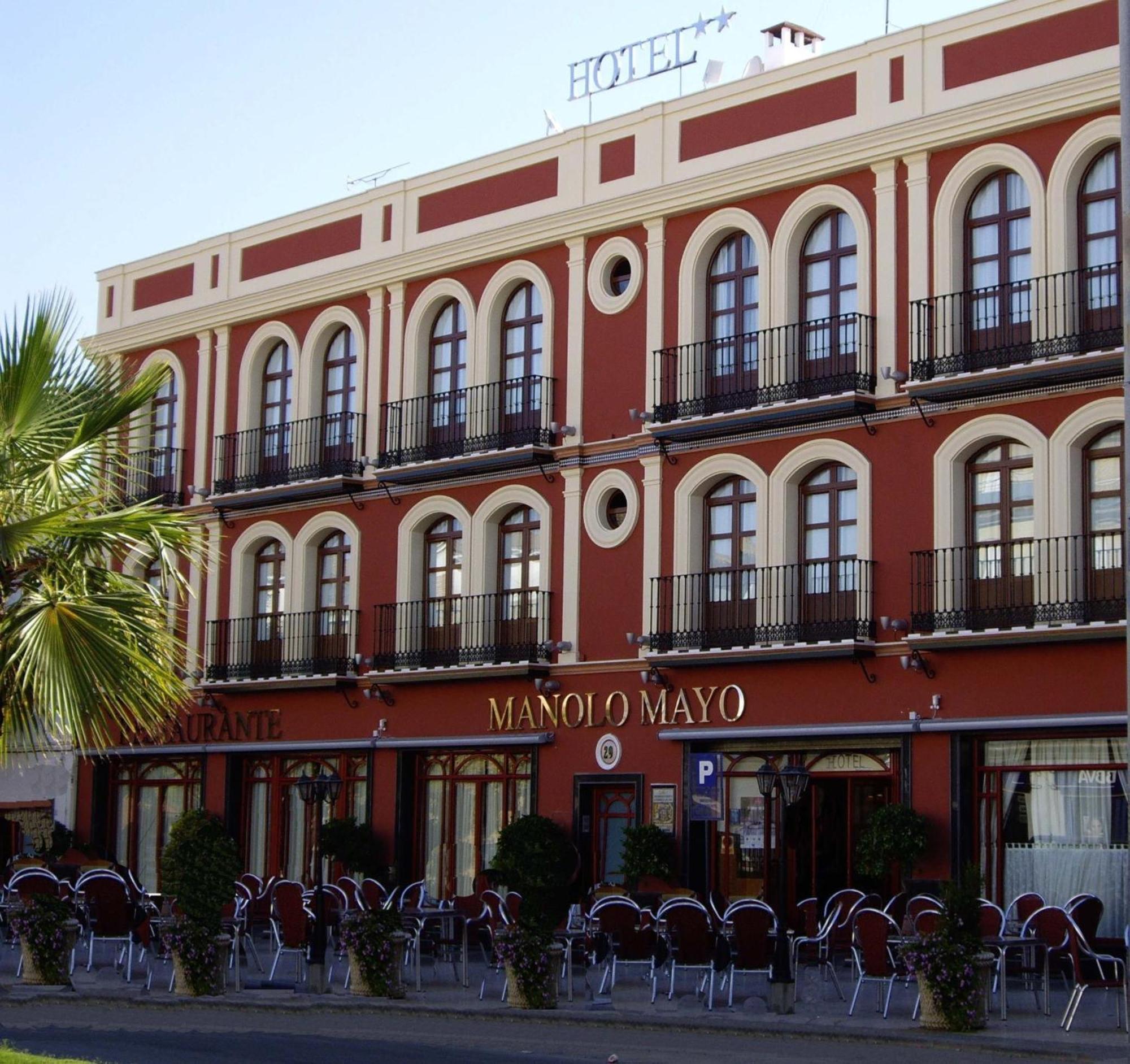 Hotel Manolo Mayo Los Palacios Y Villafranca Zewnętrze zdjęcie