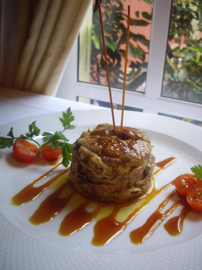 Hotel Manolo Mayo Los Palacios Y Villafranca Zewnętrze zdjęcie
